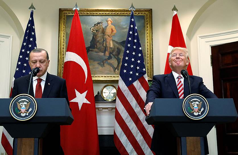 Президент Турции Реджеп Тайип Эрдоган надеялся добиться от своего американского коллеги Дональда Трампа уступок по курдскому вопросу, но уехал с пустыми руками