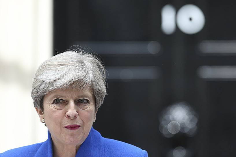 Премьер-министр Великобритании Тереза Мэй сделала ставку на внеочередные выборы, но целей не добилась