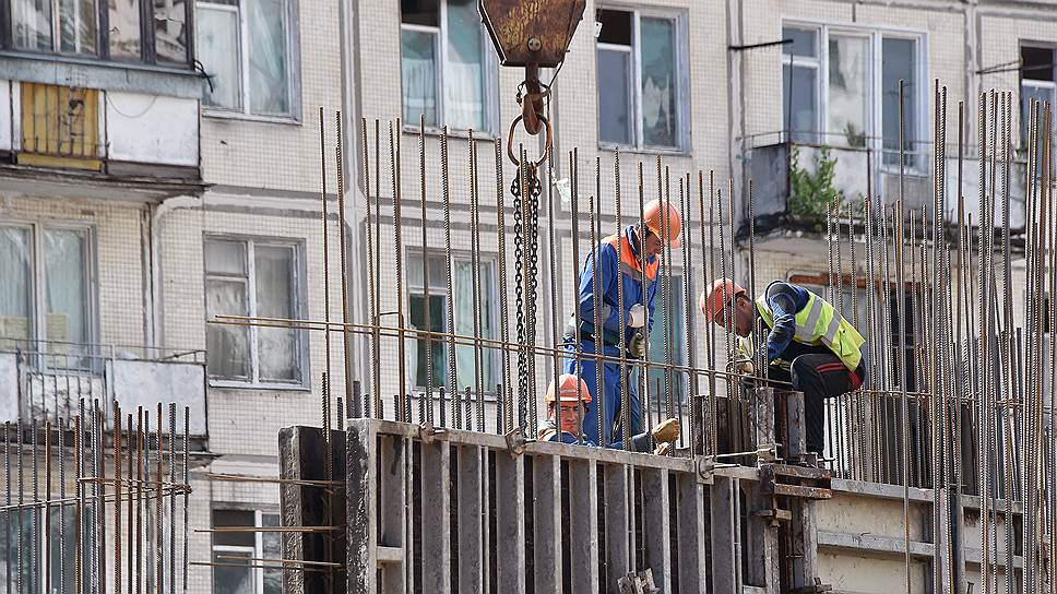 Как власти Москвы официально запустили программу реновации жилого фонда