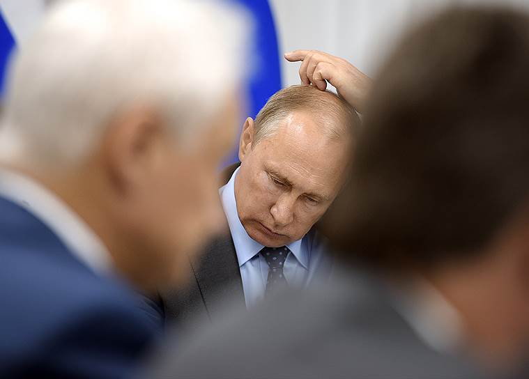 Спор хозяйствующих субъектов, «Роснефти» и «Газпрома», в какой-то момент привел в замешательство Владимира Путина