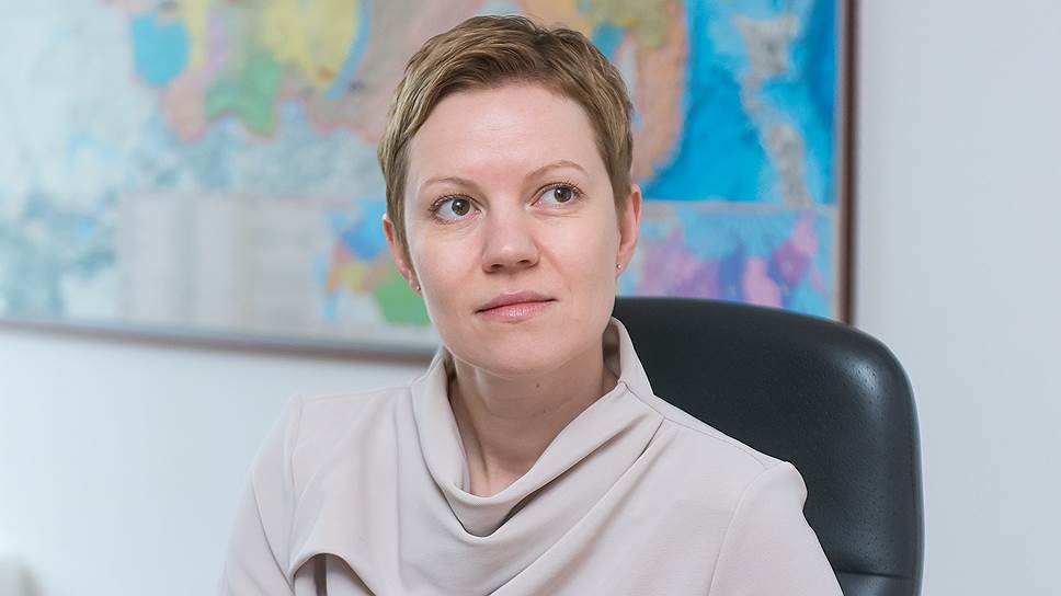 Вице-президент по продажам «Балтики» Ольга Белкина рассказала “Ъ” о ее взаимоотношениях с федеральными сетями