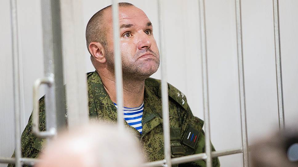 Полковник Олег Пономарев считает, что в ходе расследования крушения казармы были нарушены его права на защиту