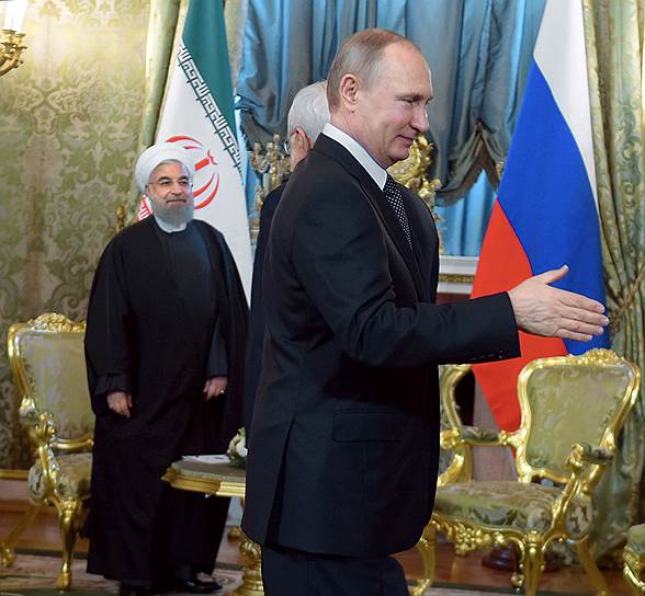 Президент Ирана Хасан Роухани (слева) и президент России Владимир Путин