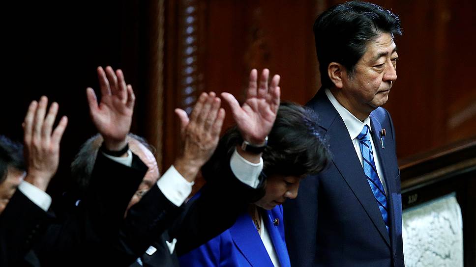 Зачем премьер-министр Японии Синдзо Абэ распустил парламент