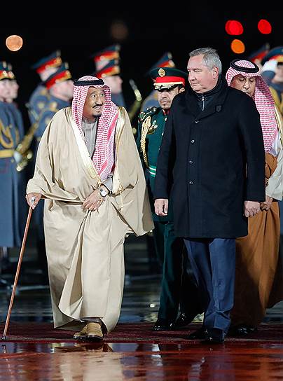 Делегацию короля Саудовской Аравии Сальмана бен Абдель Азиза аль-Сауда встречали Преображенский полк и вице-премьер Дмитрий Рогозин
