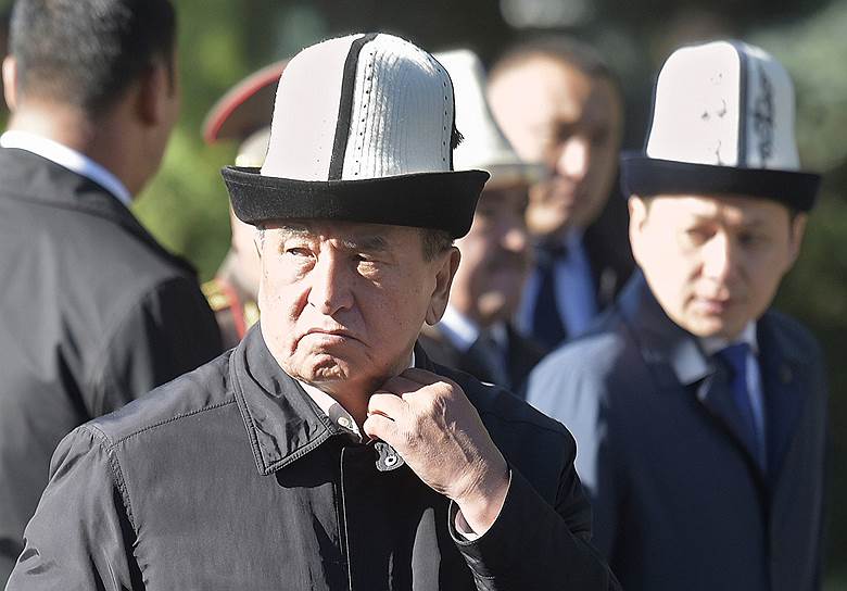 Кандидат на пост президента Киргизии Сооронбай Жээнбеков 