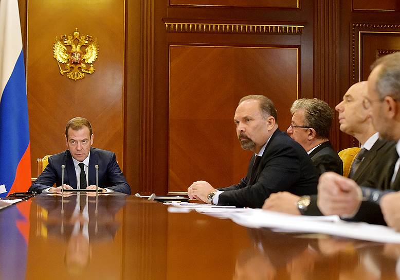 На совещании в Горках Дмитрий Медведев распорядился «в кратчайшие сроки» установить точное число пострадавших дольщиков