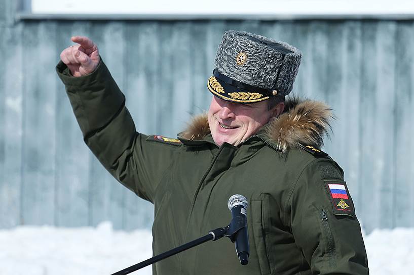Как и предыдущие руководители российской группировки в Сирии, генерал Лапин по возвращении получил повышение
