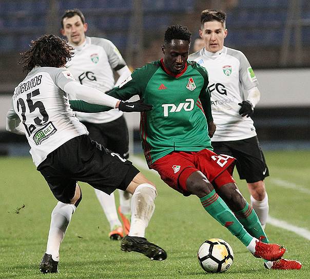 Второй гол «Локомотива» в ворота «Тосно», забитый чемпионом Европы 2016 года португальцем Антонио Эдером (в зелено-красной форме), в итоге оказался победным