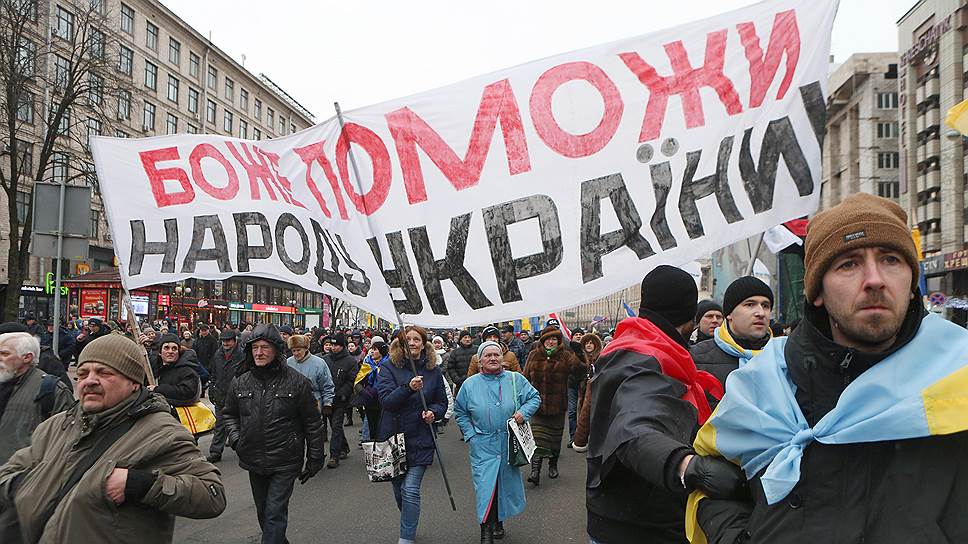 Почему выдворение в Польшу не мешает Михаилу Саакашвили выводить народ на улицы Киева