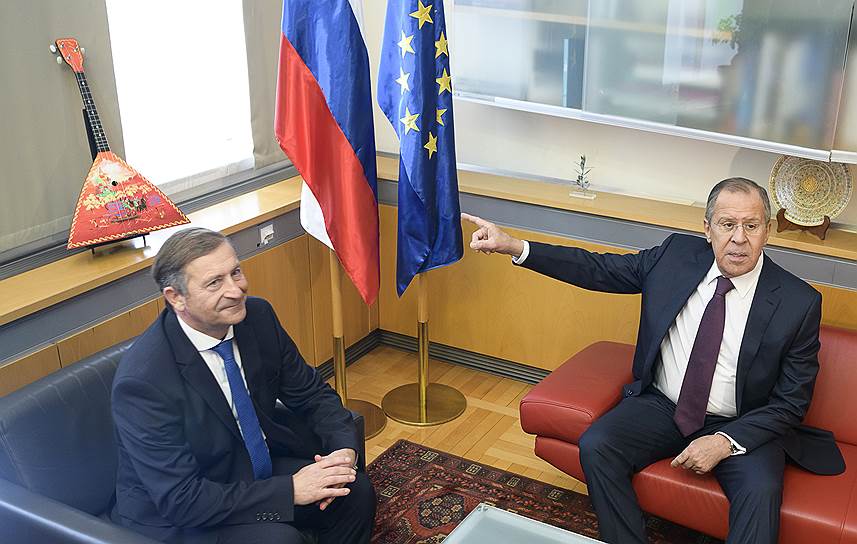 Глава МИД РФ Сергей Лавров (справа) и его словенский коллега Карл Эрьявец не нашли никаких расхождений в позициях по вопросам истории