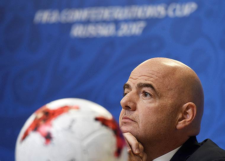 Благодаря идее президента FIFA Джанни Инфантино увеличить количество участников с 32 команд до 48 чемпионаты мира, скорее всего, будут проходить одновременно в нескольких странах
