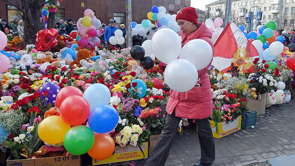 Как Российский Красный Крест постфактум определяет получателей пожертвований пострадавшим при пожаре в Кемерово