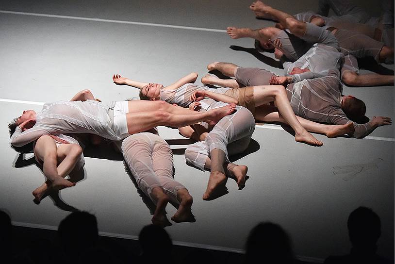 Спектакль «Шелк» в постановке Театра современного танца