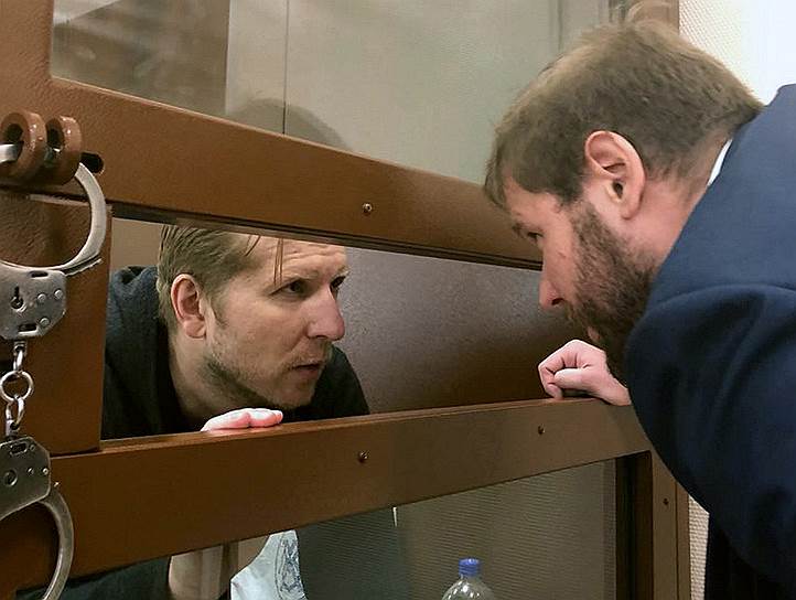 Сергей Шилов покинул клетку Басманного суда благодаря сотрудничеству со следствием и надзором