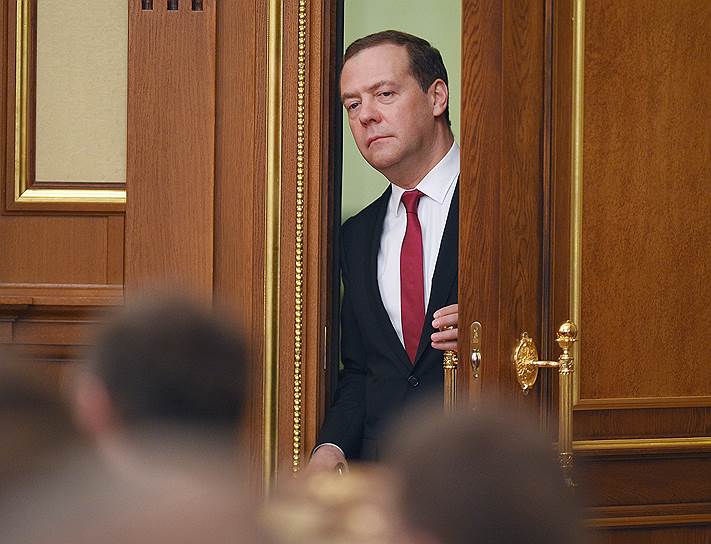 Дмитрий Медведев провел последнее заседание правительства в нынешнем составе, закрыв «долг» по приведению закона о таможенном регулировании в соответствие с кодексом ЕАЭС
