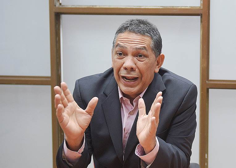 Заместитель главы МИД Венесуэлы по международным связям Уильям Кастильо