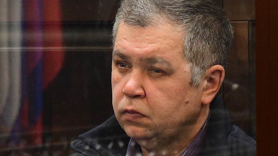 Как суд арестовал экс-главу МЧС Кузбасса
