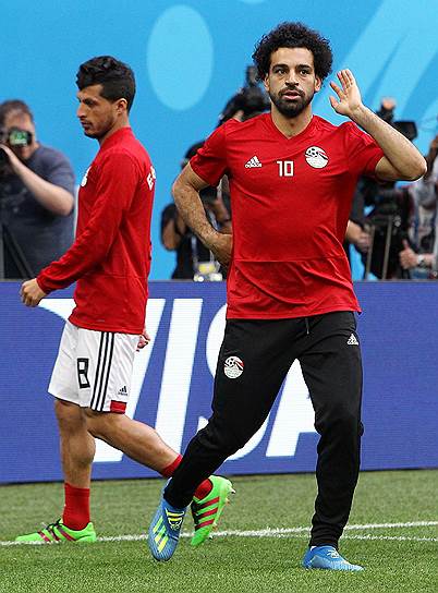 Все свои надежды в матче против сборной России египетские болельщики связывают с Мохамедом Салахом (№10)