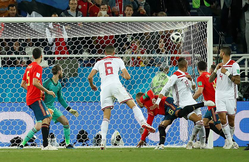 Второй мяч в ворота сборной Испании Юсеф эн-Несери (№19) забил на 81-й минуте, но победу его команда удержать не смогла