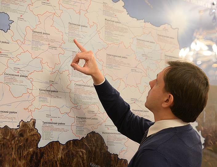 Курировавший выборы КПРФ в Москве Андрей Клычков решил избраться губернатором Орловской области традиционными методами