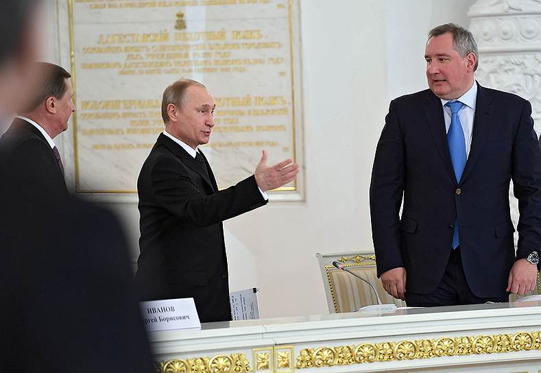 Президент России Владимир Путин и гендиректор «Роскосмоса» Дмитрий Рогозин
