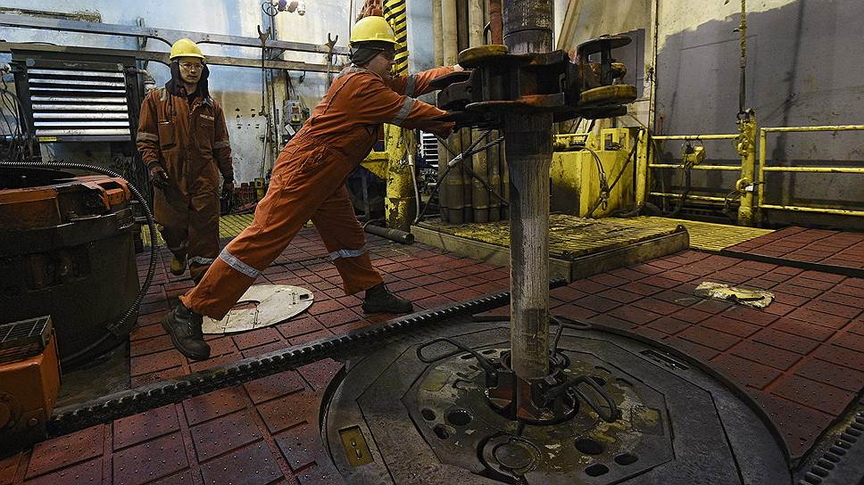 Сколько российские нефтяные компании инвестировали в добычу в 2017 году