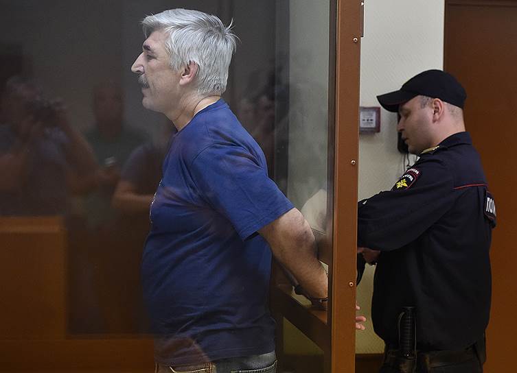 Сергей Лемешевский не смог убедить суд отпустить его из-под ареста