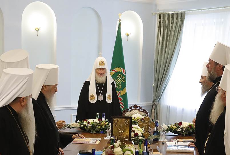 В понедельник в Минске Священный синод РПЦ собрался, чтобы ответить Константинополю