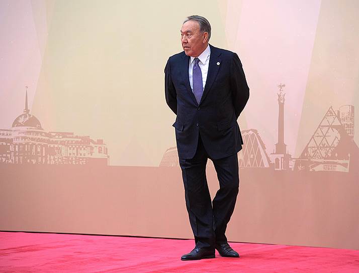 Президент Казахстана Нурсултан Назарбаев, как и остальные его коллеги, в этот день так и не смог ничего решить