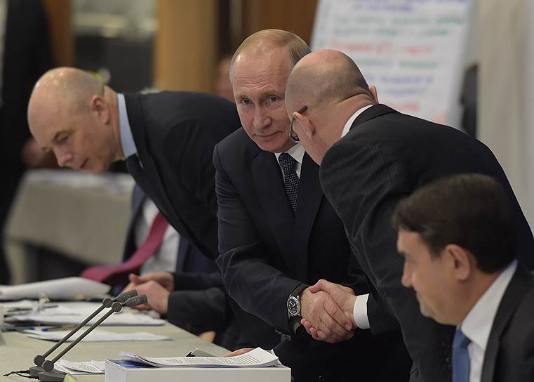 Владимир Путин провел президиум этого Госсовета на одном дыхании, которое он задержал на два часа