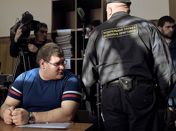 Олег Мардарь (слева) узнал об изъятии органов у своего брата из судебно-медицинского исследования трупа
