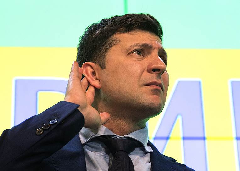 Расслышав в заявлениях российского президента скрытые угрозы, Владимир Зеленский предупредил, что «Украина не откажется от своей миссии служить примером демократии для постсоветских стран»