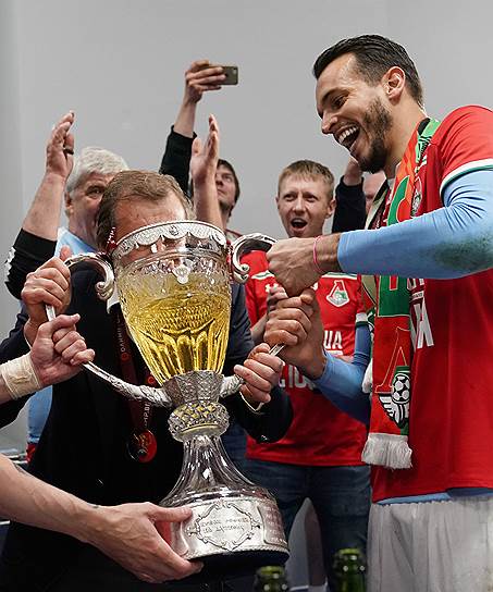 «Локомотив» в рекордный, восьмой раз стал обладателем Кубка России 