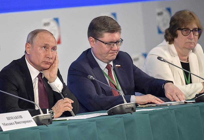 На съезде ФНПР Владимир Путин мог позволить себе расслабиться