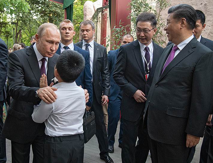 Владимир Путин близко к сердцу принимал китайских детей