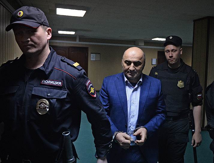 Бывший начальник оперативно-разыскной части управления собственной безопасности МВД Дагестана Магомед Хизриев