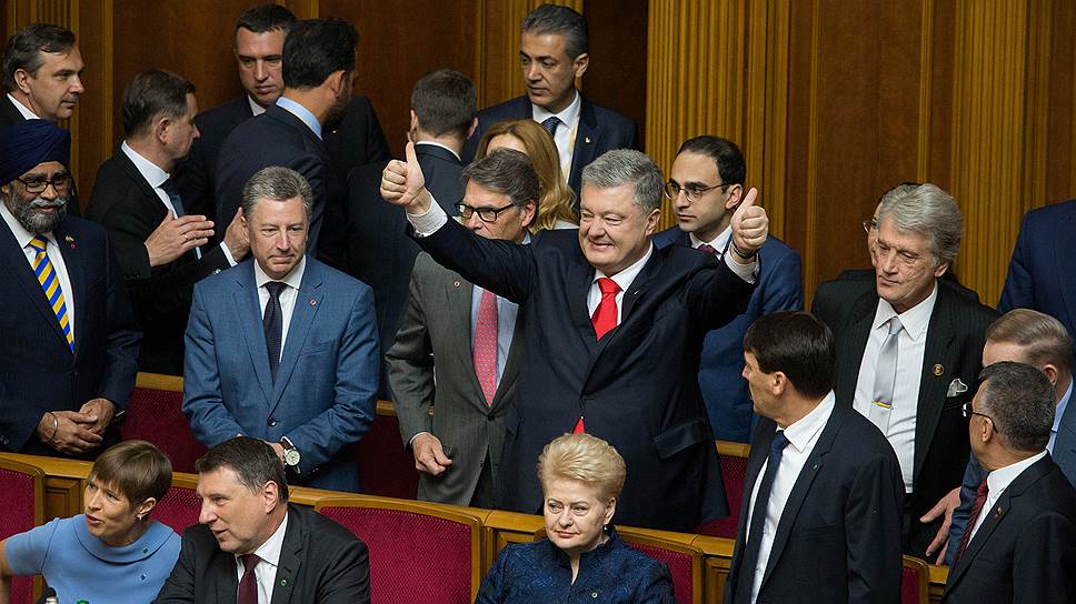 Чем могут закончиться дела против Петра Порошенко