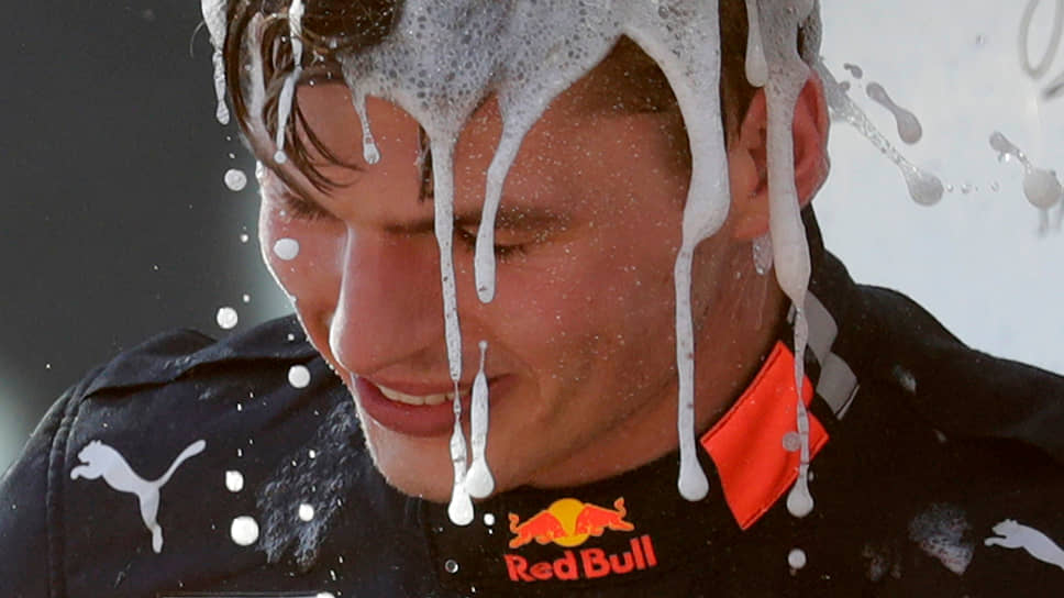 В Австрии гонщик Red Bull Макс Ферстаппен одержал первую в сезоне и шестую в карьере победу