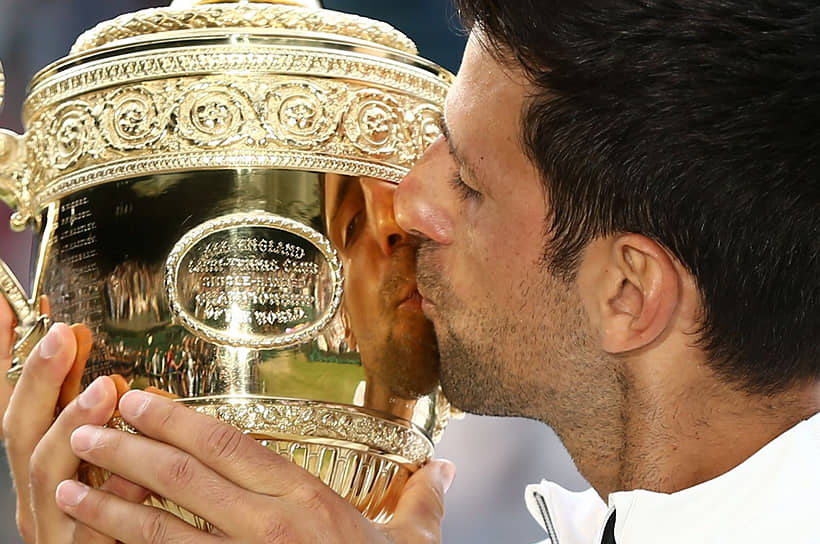 Выиграв 16-й титул на турнирах Большого шлема, Новак Джокович приблизился к Роджеру Федереру и Рафаэлю Надалю, которые имеют соответственно 20 и 18 таких побед