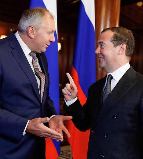 До сих пор главы правительств России и Белоруссии Дмитрий Медведев и Сергей Румас описывали публике будущую интеграцию «на пальцах», не вдаваясь в подробности