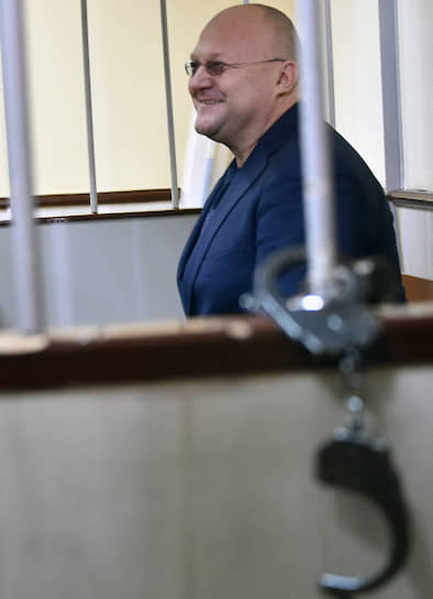 Следствие так и не нашло денег, которые Александр Дрыманов якобы получил в виде взятки