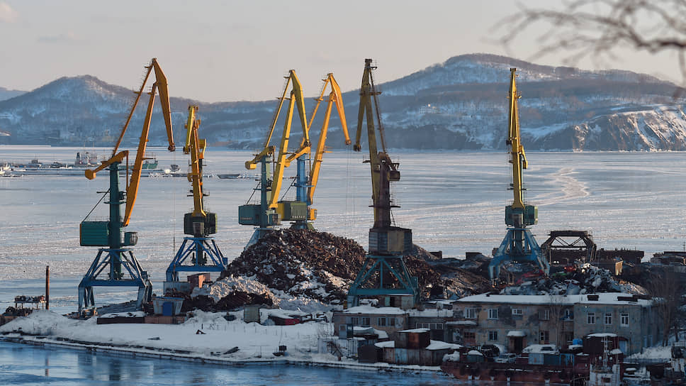 Морской терминал спг на камчатке. Бухта Бечевинская Новатэк. Терминал СПГ на Камчатке Бечевинская бухта. Новатэк СПГ Камчатка. Морской порт Камчатки.