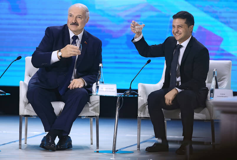 Заявления президентов Украины и Белоруссии Владимира Зеленского и Александра Лукашенко о дружбе народов их стран звучали почти как тосты