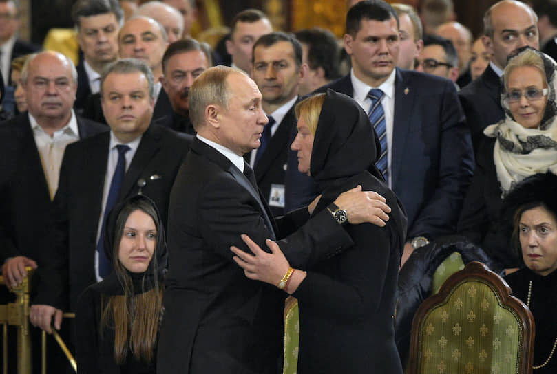 Владимир Путин выразил соболезнования Елене Батуриной