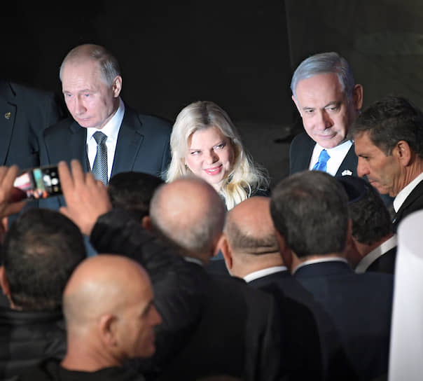 В центре, в том числе и внимания, весь день была жена Биньямина Нетаньяху