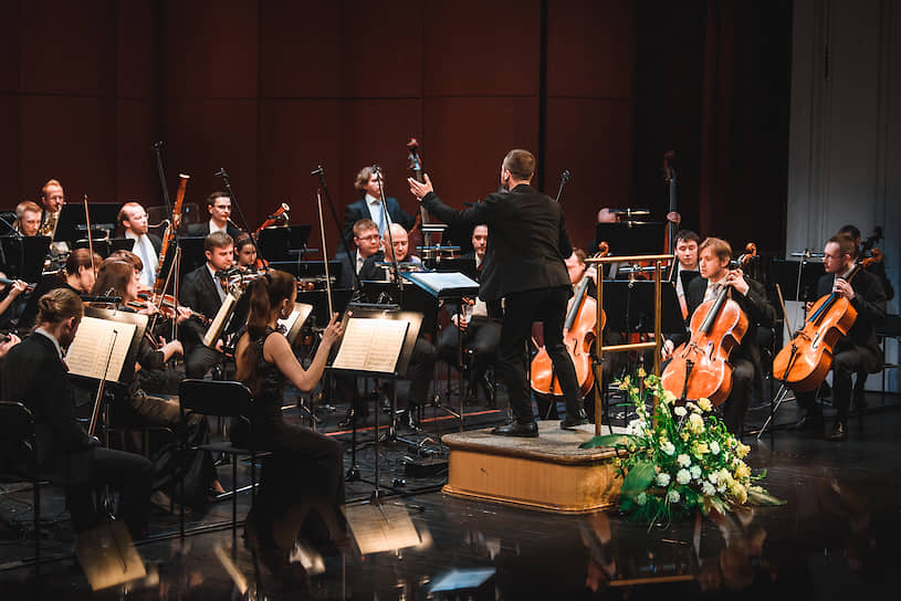 Уехавшему из Перми коллективу Теодора Курентзиса ищут смену в новом Камерном оркестре под управлением Артема Абашева