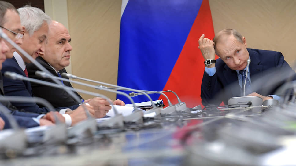 Владимир Путин озабочен влиянием коронавируса на все еще живое