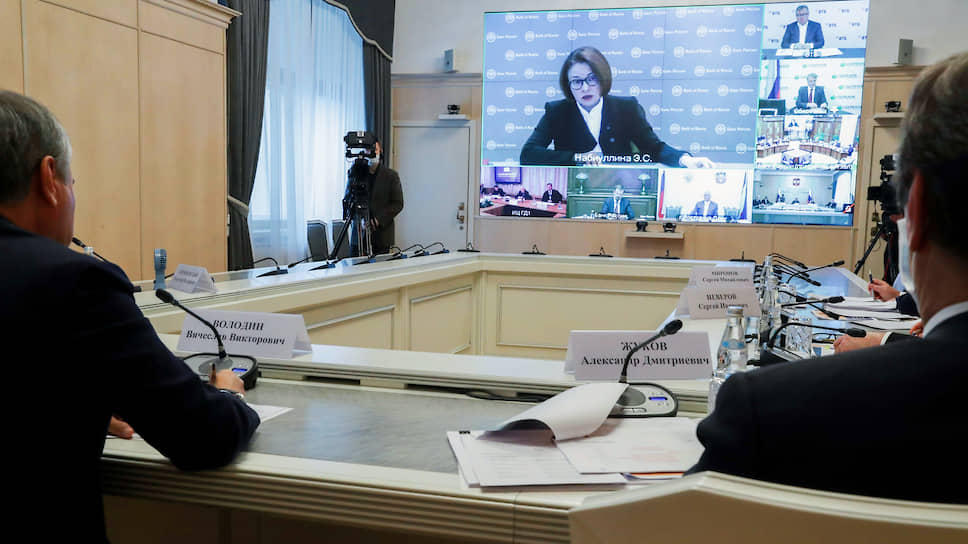 Уверения об устойчивости банков главы ЦБ Эльвиры Набиуллиной, выступавшей вчера перед депутатами Госдумы, подтверждаются аналитиками