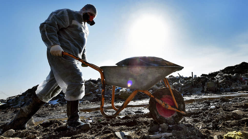 Российский экологический оператор похоронит мусор на полигонах и в огне